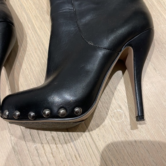 Over the knee boots - Picture 8 of 10